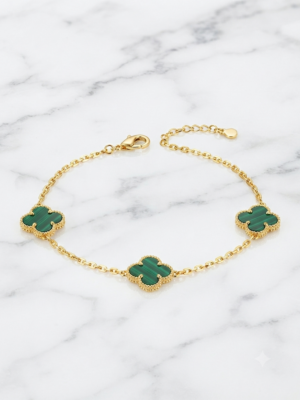 Pulseira trevo verde.